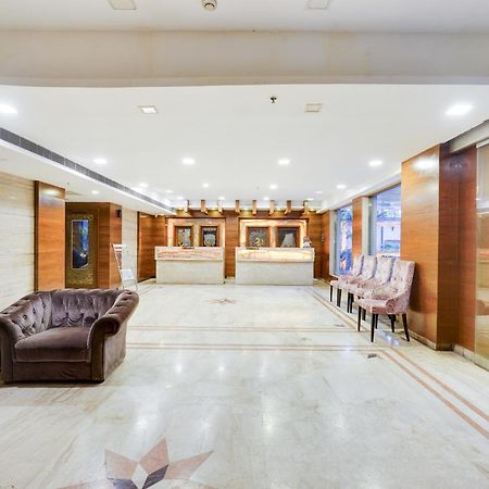 Super Townhouse Oak Alandur Near Chennai Airport Formerly Vijay Park Eksteriør bilde